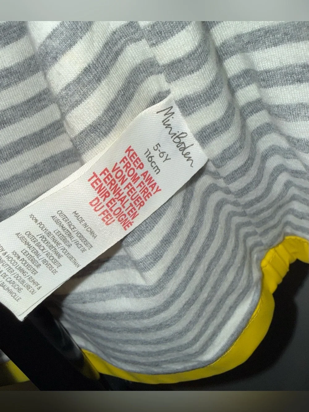 Mini Boden kids classic yellow rubberized raincoat, size 5/6